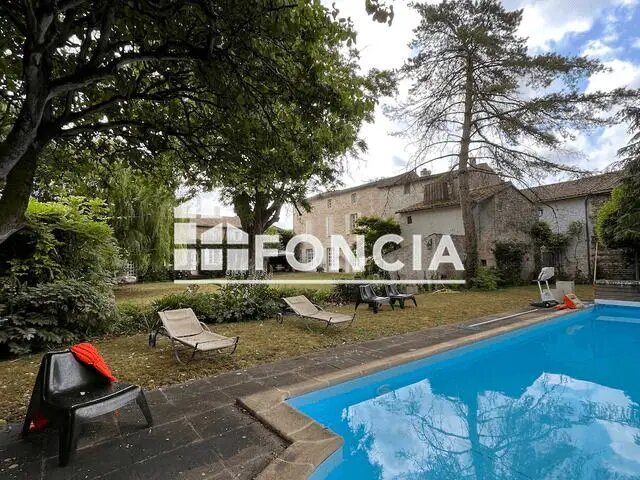 Appartement à louer, 431m², Coulon