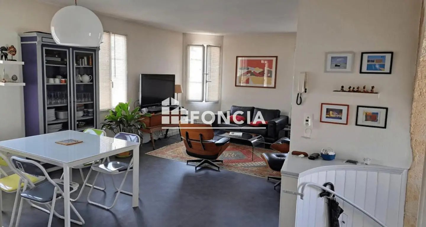 Appartement à louer, 62m², Rochefort
