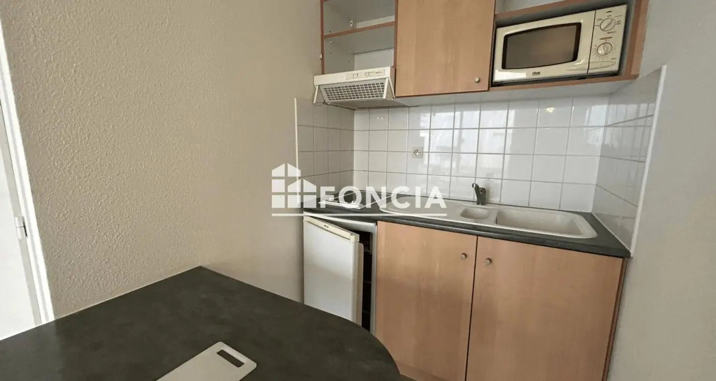 Appartement à louer, 21m², La Rochelle