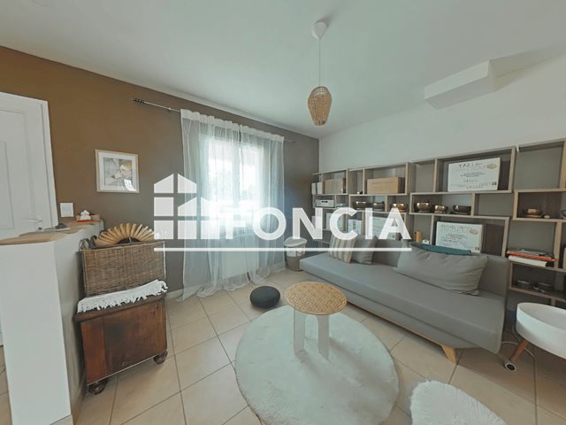 Maison à louer, 73m², Jonzac
