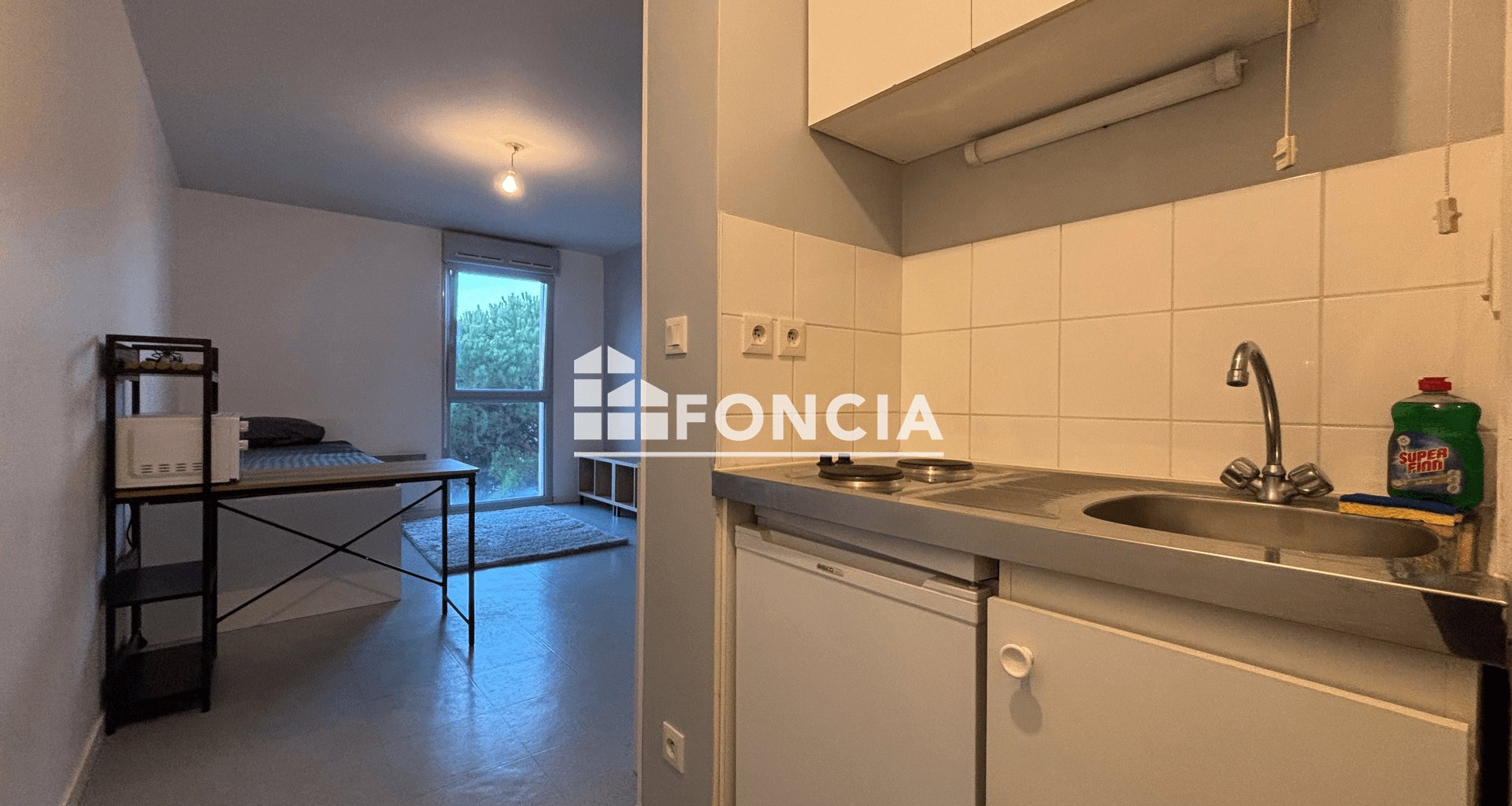 Appartement à louer, 18m², Saint-Nazaire