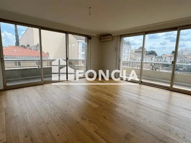 Appartement à louer, 186m², Niort