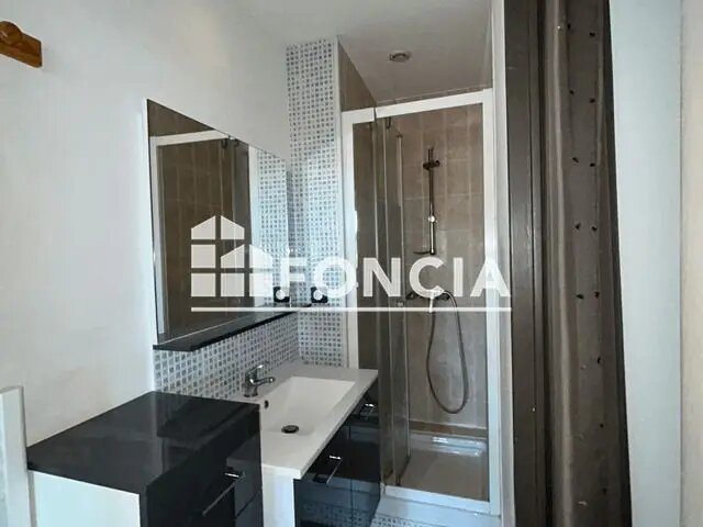 Appartement à louer, 33m², Rochefort