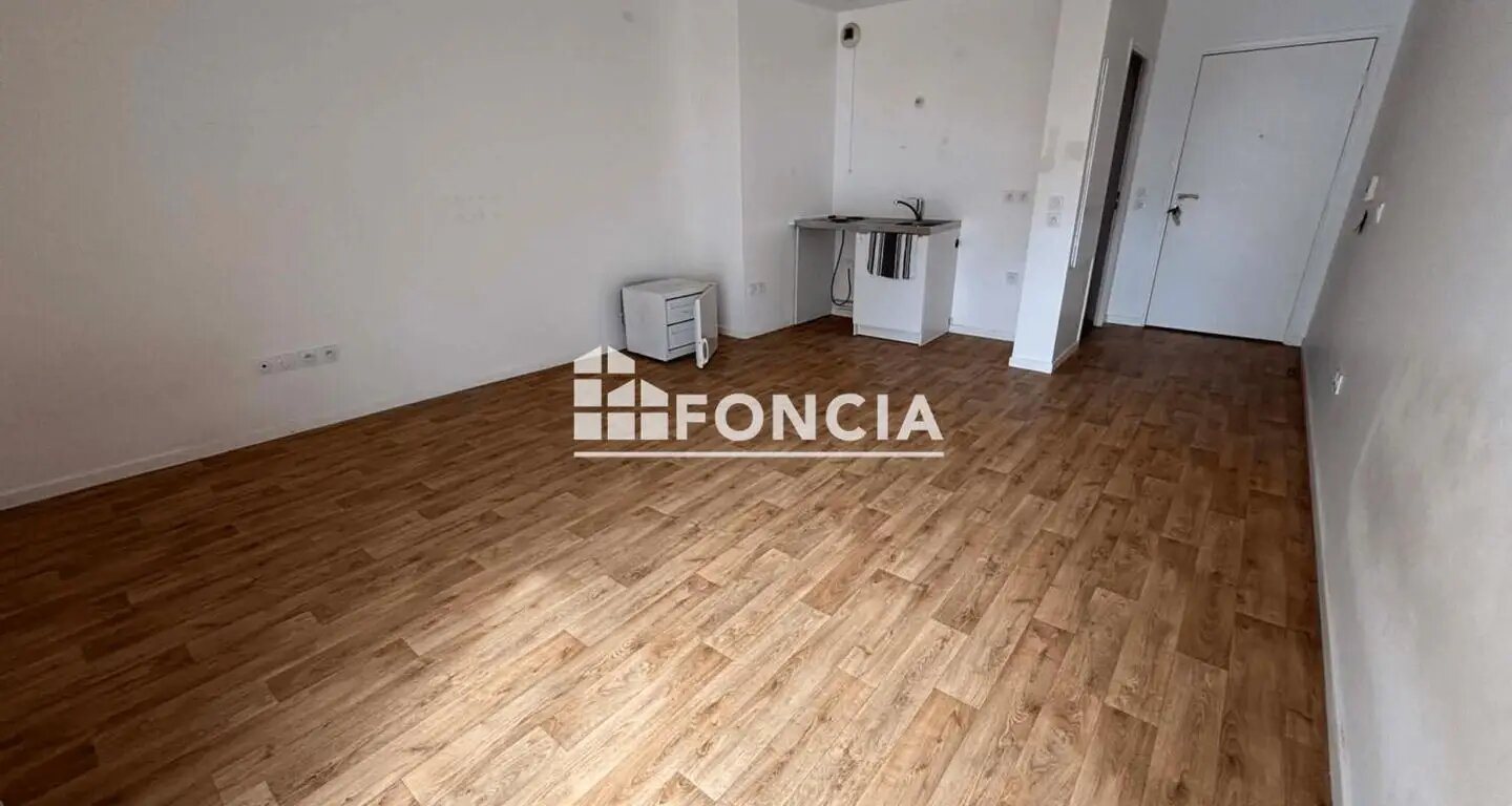 Appartement à louer, 25m², Mantes-la-Ville