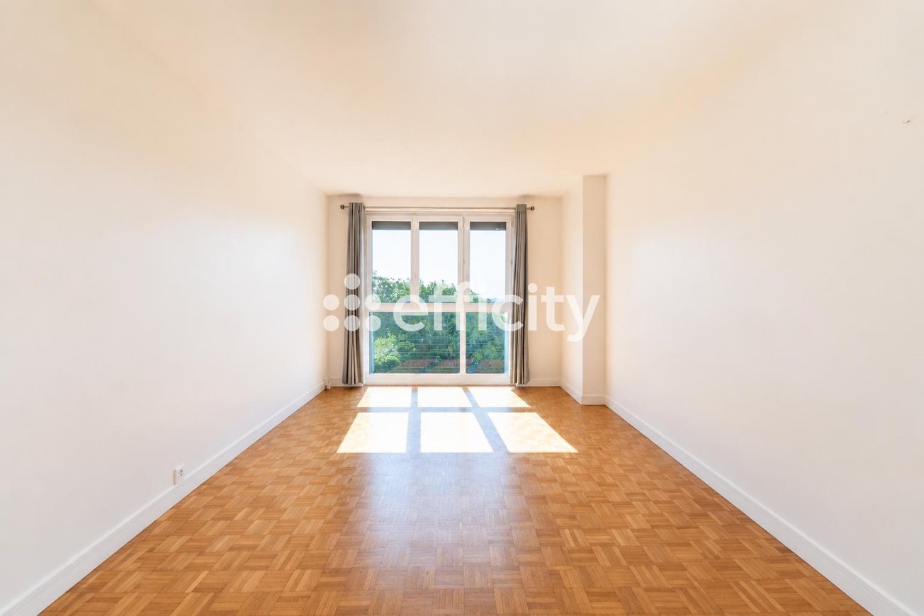 Appartement à vendre, 61m², Suresnes