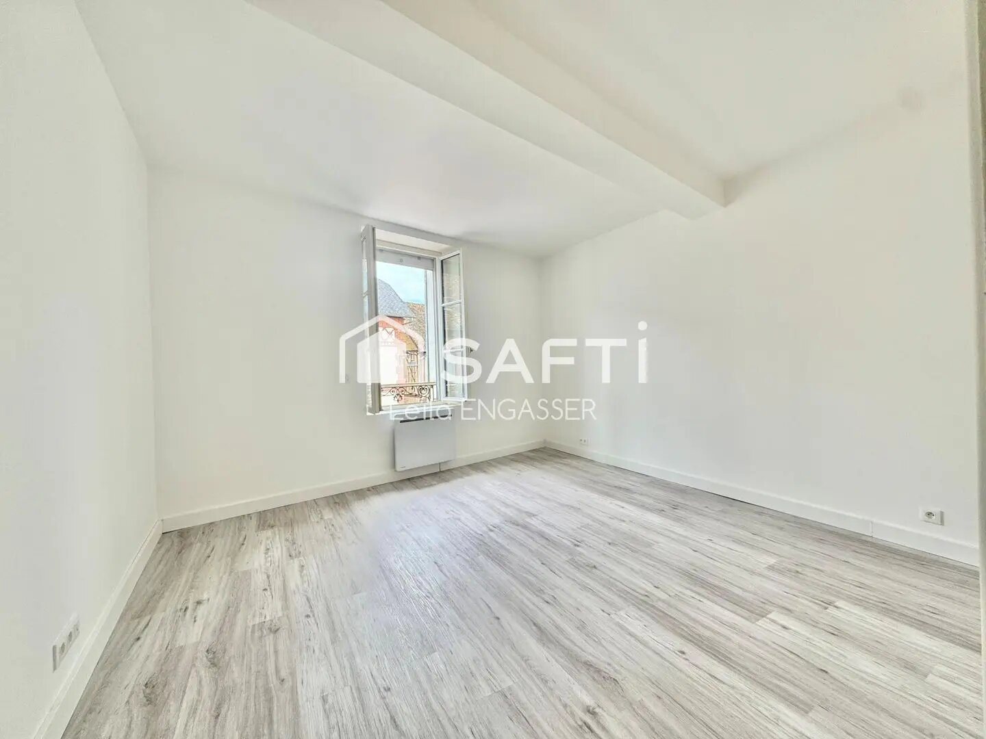 Appartement à louer, 81m², Anet