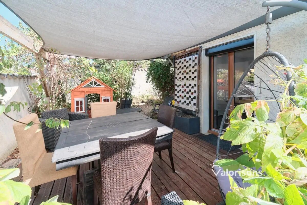 Maison à vendre, 101m², Décines-Charpieu