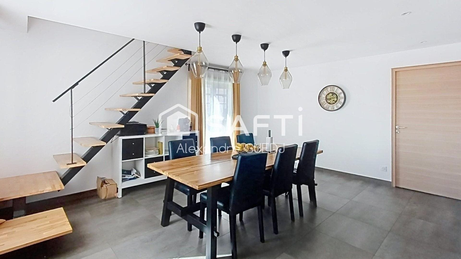 Maison à vendre, 185m², Saint-André-de-Corcy