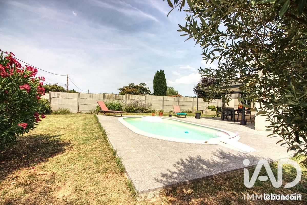 Maison à vendre, 90m², Saint-Pierre-d'Aurillac