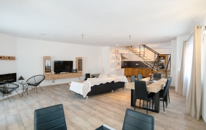 Maison à vendre, 176m², Adissan