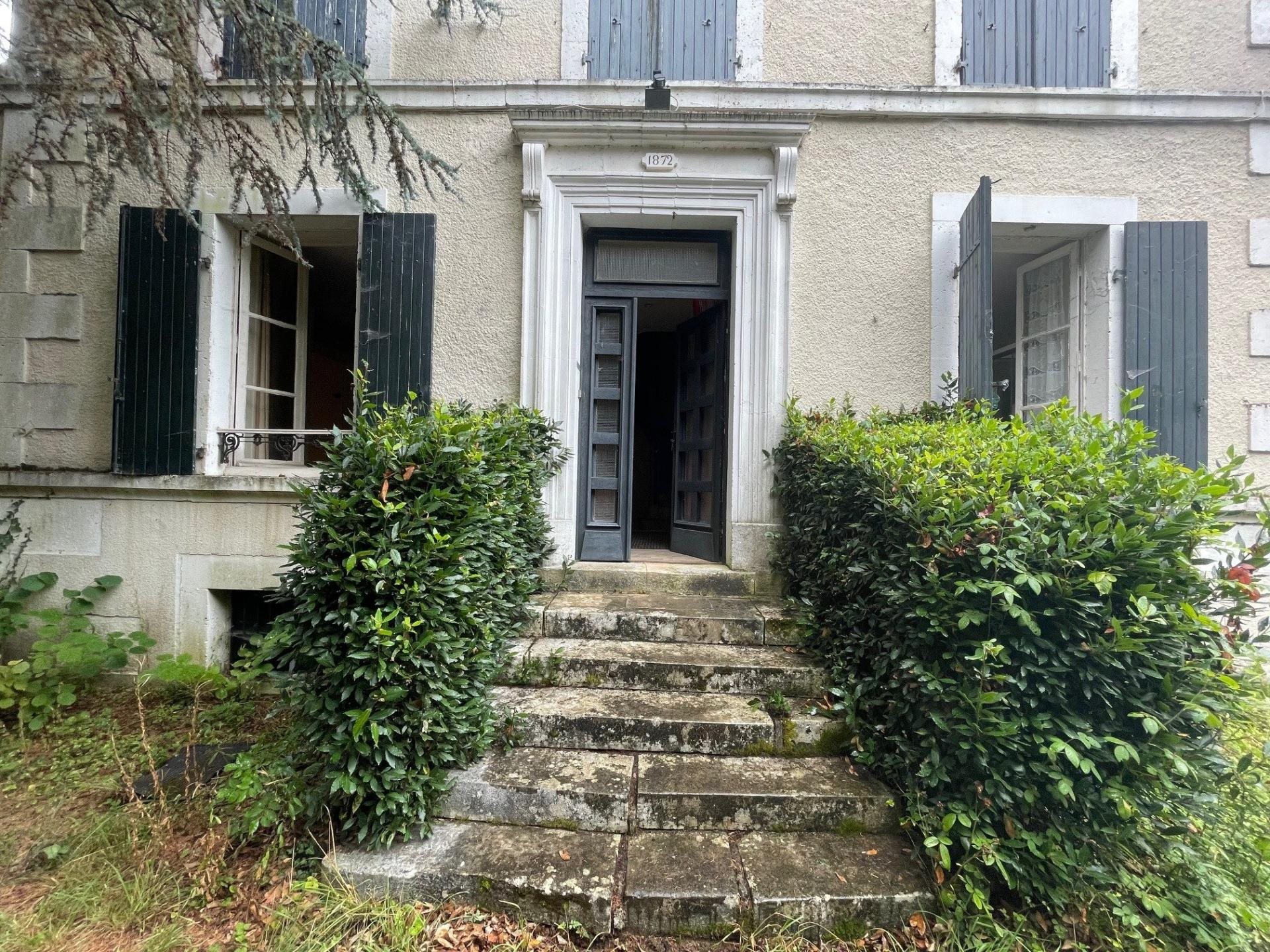 Maison à vendre, 157m², Javerlhac-et-la-Chapelle-Saint-Robert