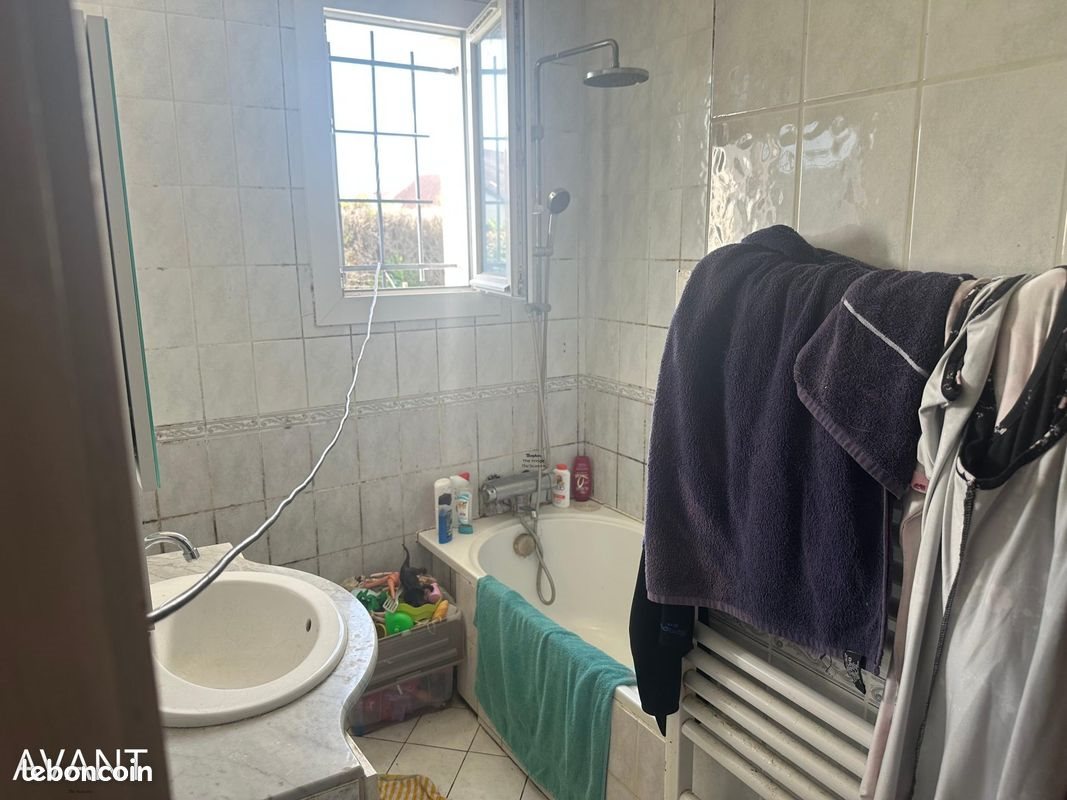 Maison à vendre, 106m², Izeure