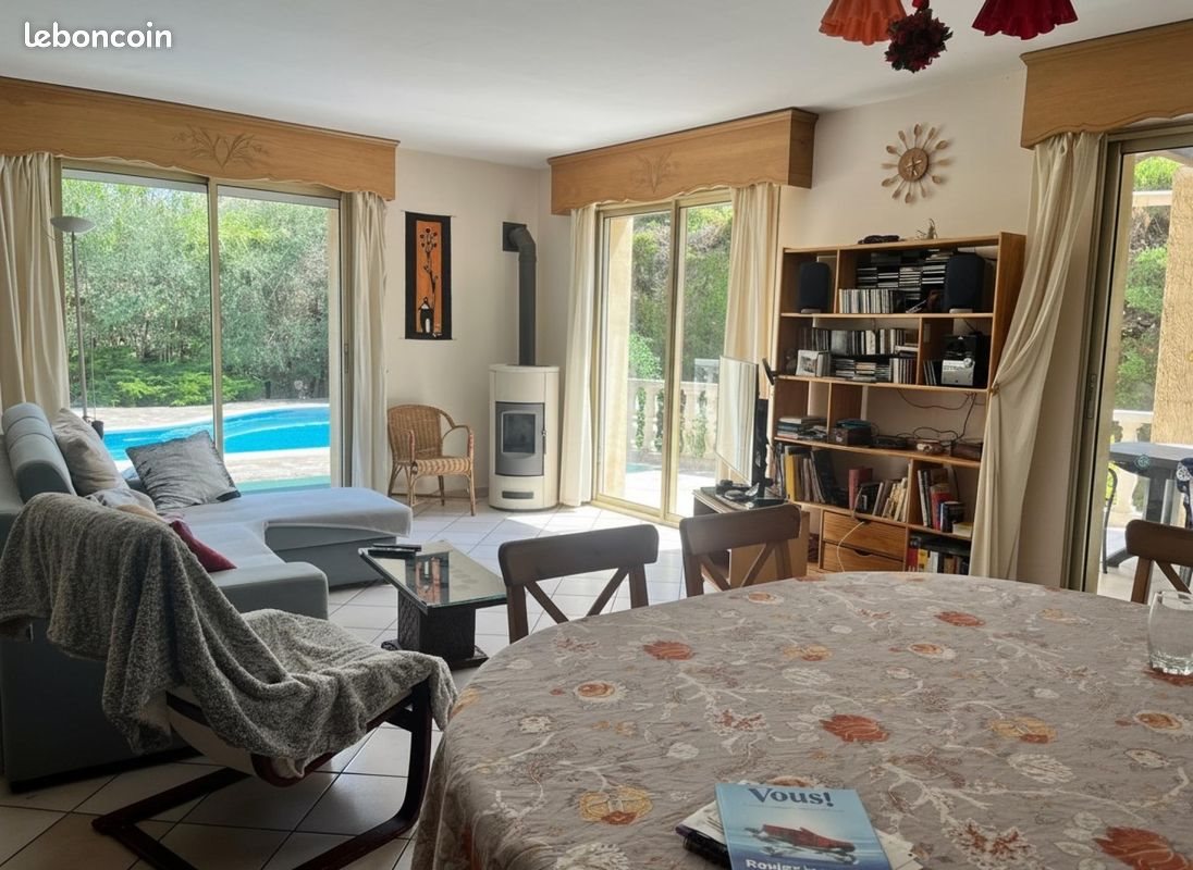 Maison à vendre, 162m², Châteauneuf-de-Gadagne
