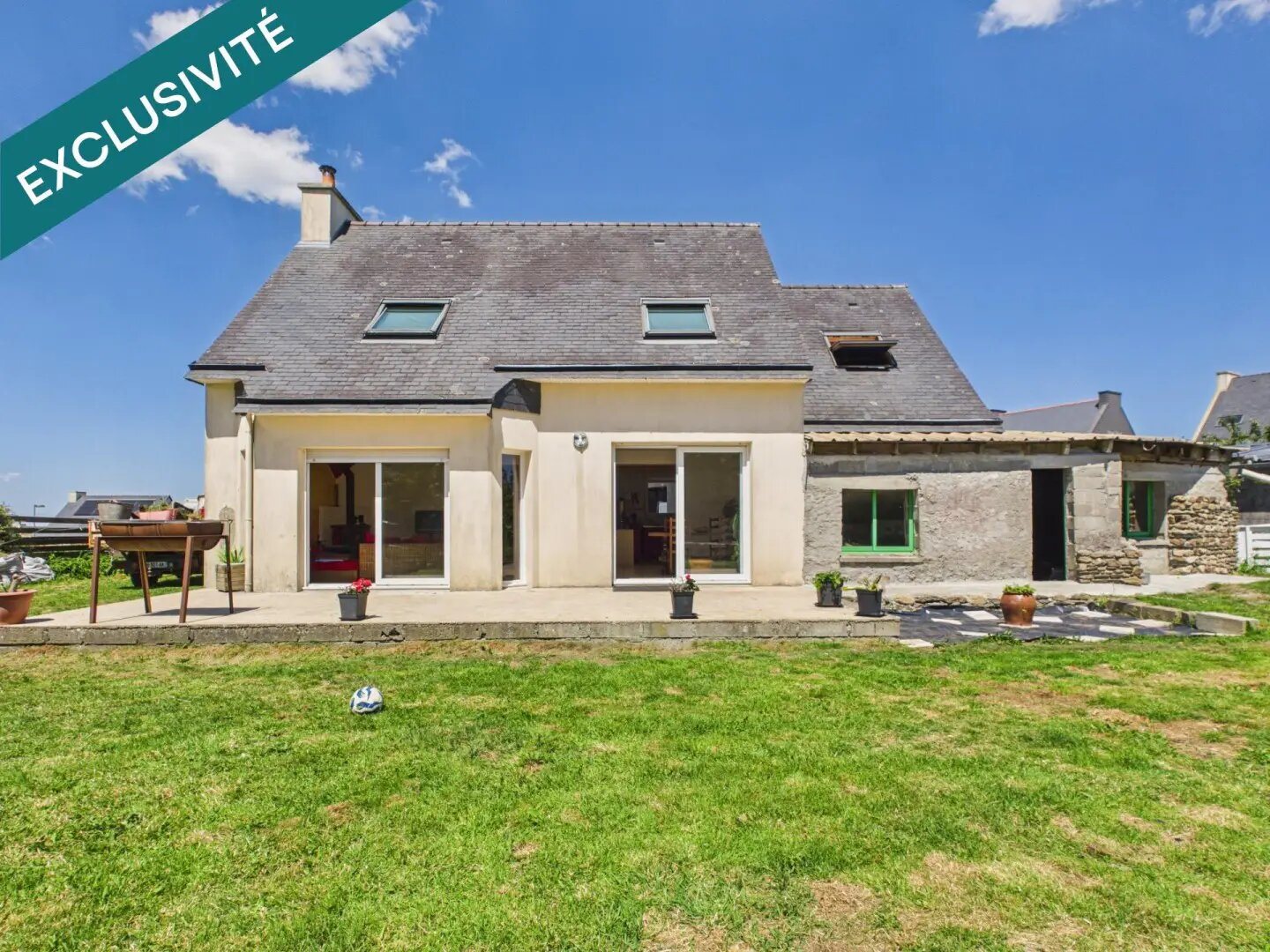 Maison à vendre, 150m², Plounéour-Ménez