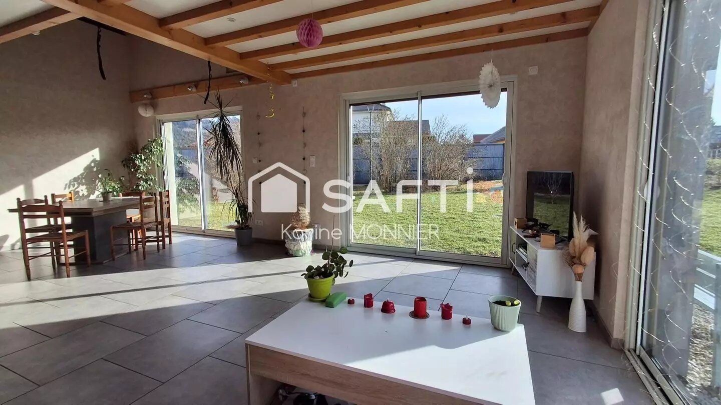 Maison à vendre, 151m², Champagnole