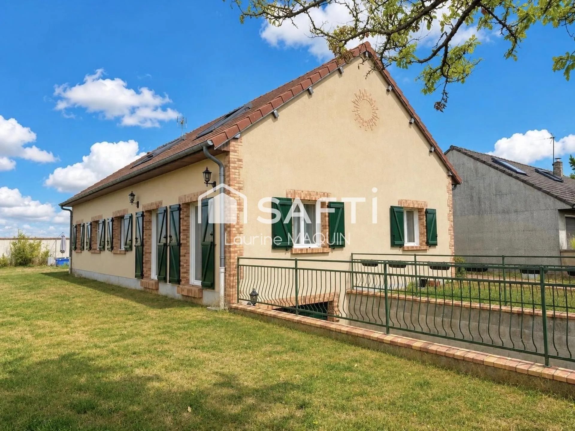 Maison à vendre, 180m², Saint-Etienne-sur-Suippe