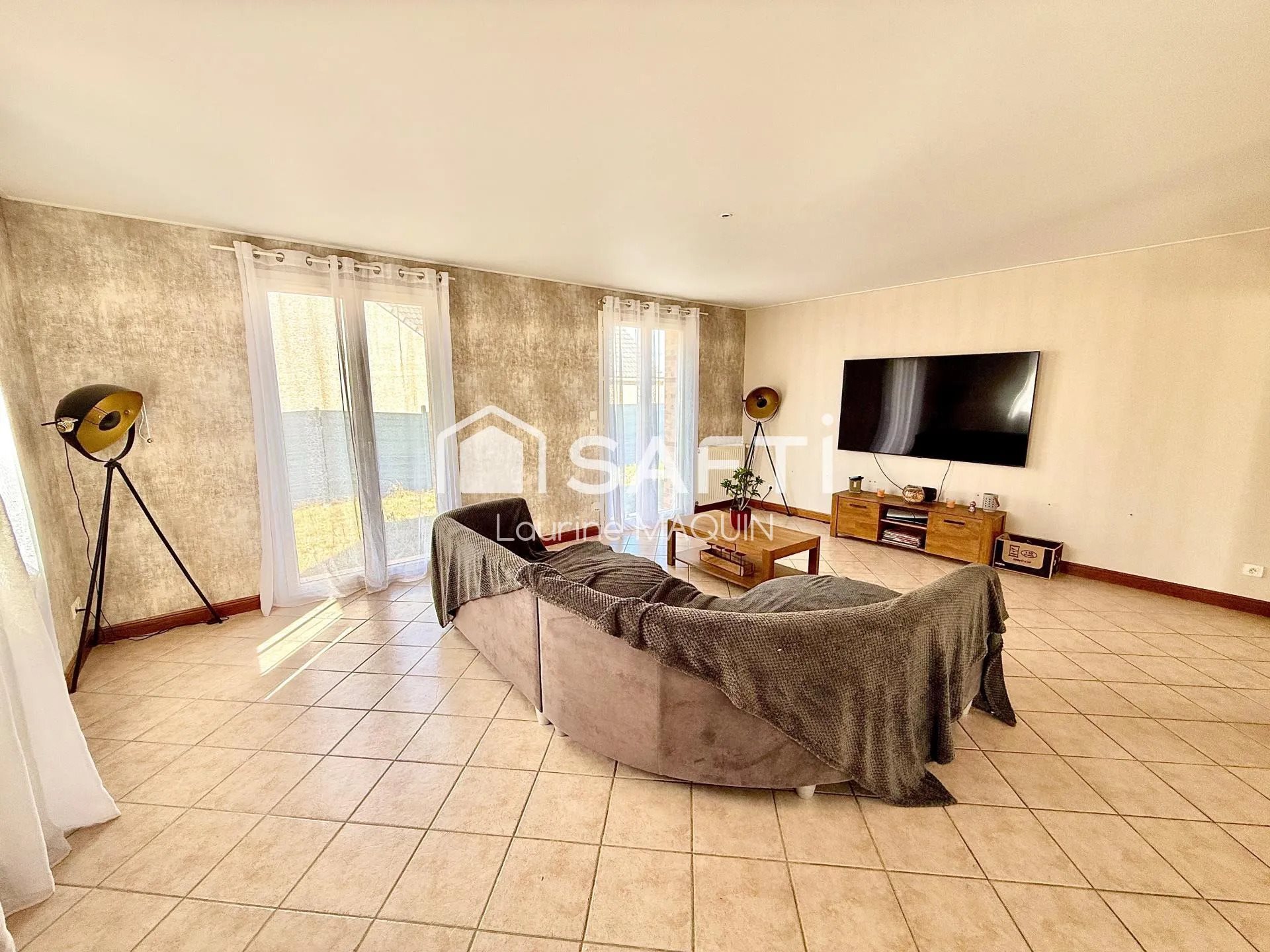 Maison à vendre, 180m², Saint-Etienne-sur-Suippe