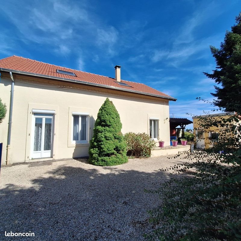 Maison à vendre, 142m², Saint-Sernin-du-Bois