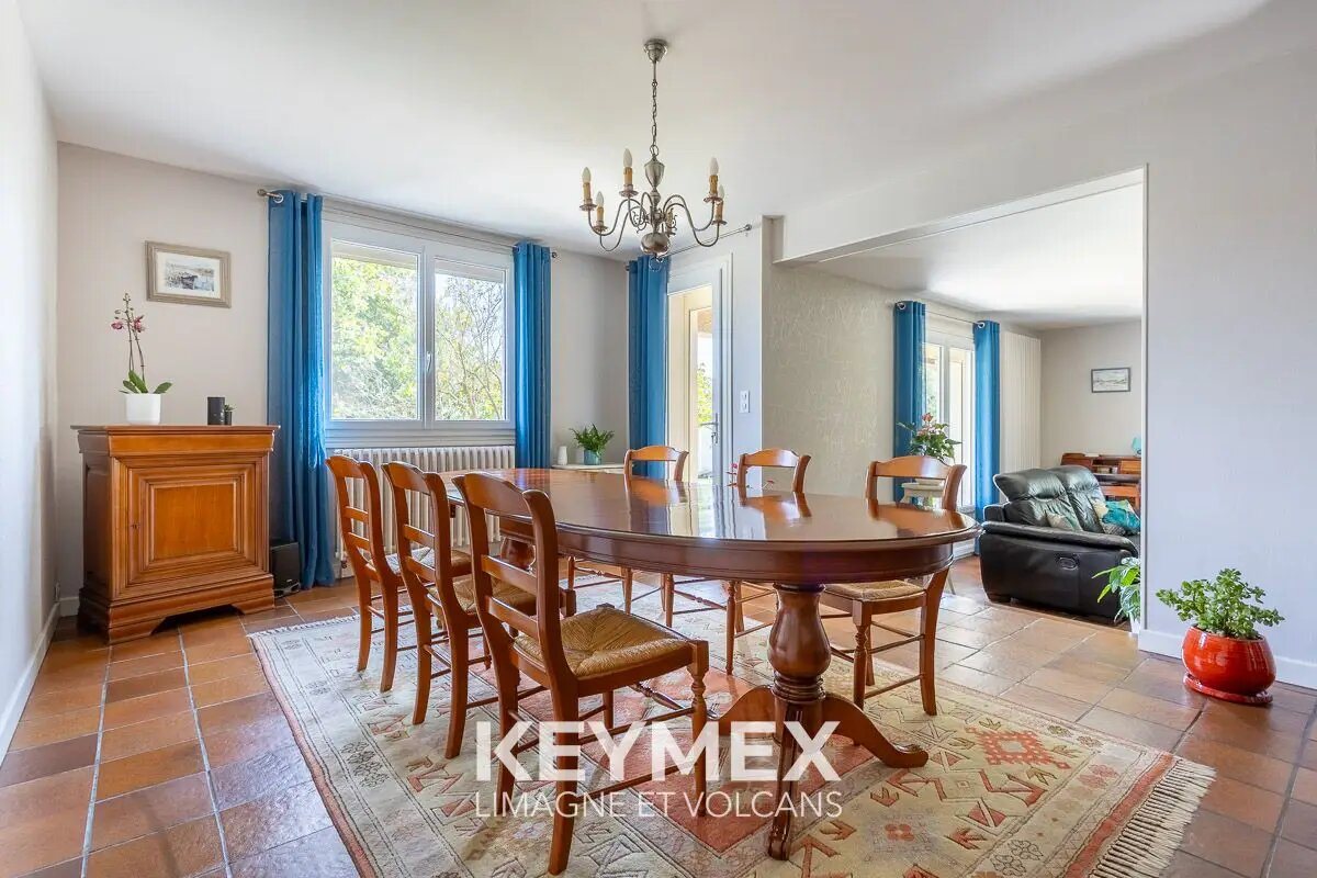 Maison à vendre, 210m², Châtel-Guyon