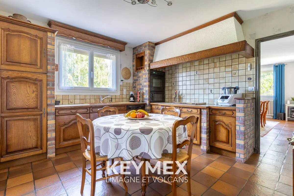 Maison à vendre, 210m², Châtel-Guyon