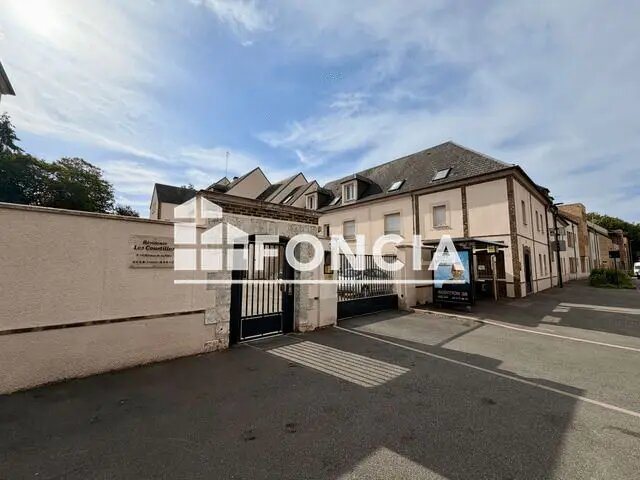Appartement à louer, 74m², Lèves