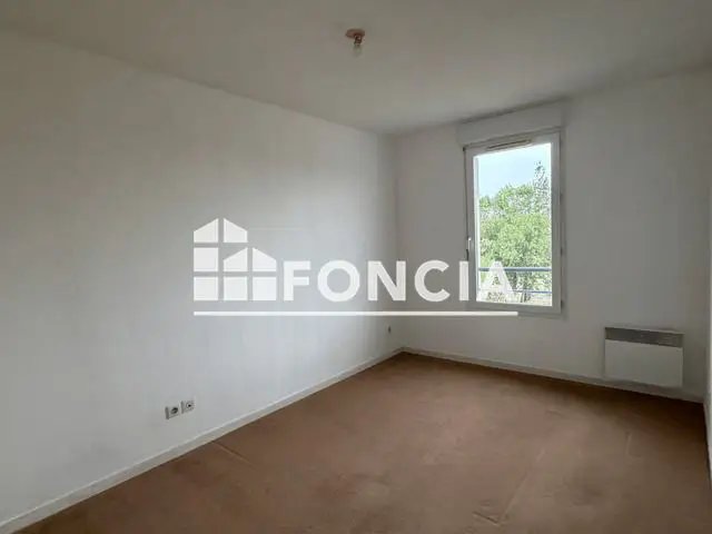 Appartement à louer, 46m², Lèves