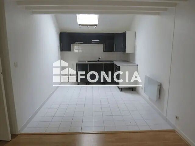 Appartement à louer, 62m², Epernon