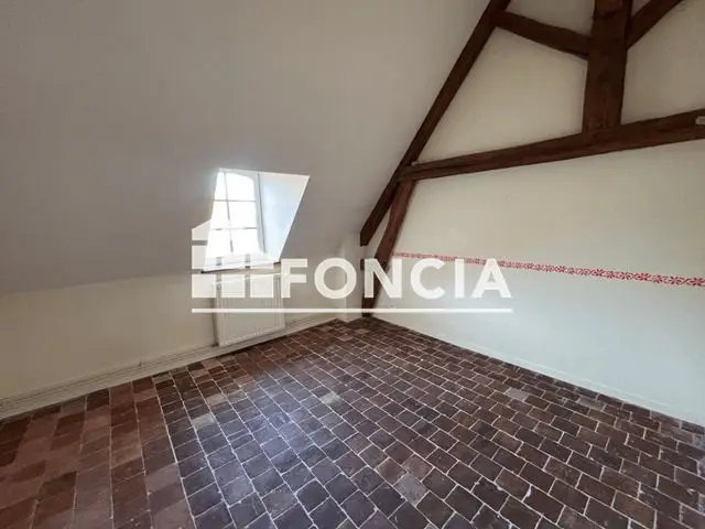Maison à louer, 87m², Thivars