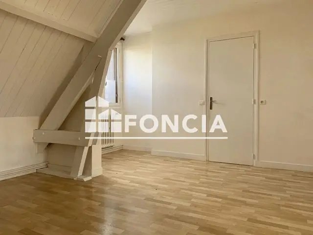 Appartement à louer, 48m², Luisant