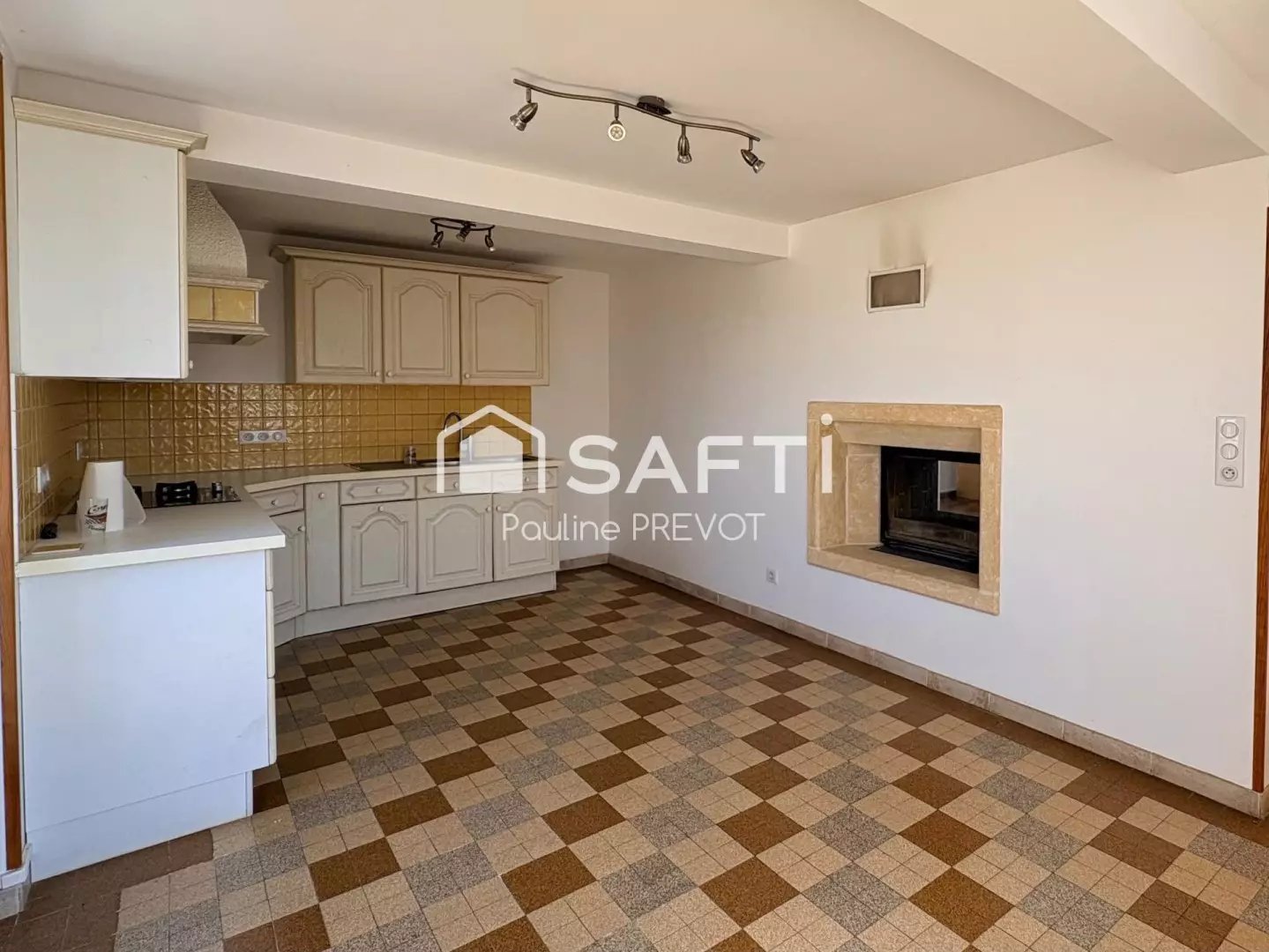 Maison à vendre, 103m², Saint-Christophe-en-Brionnais