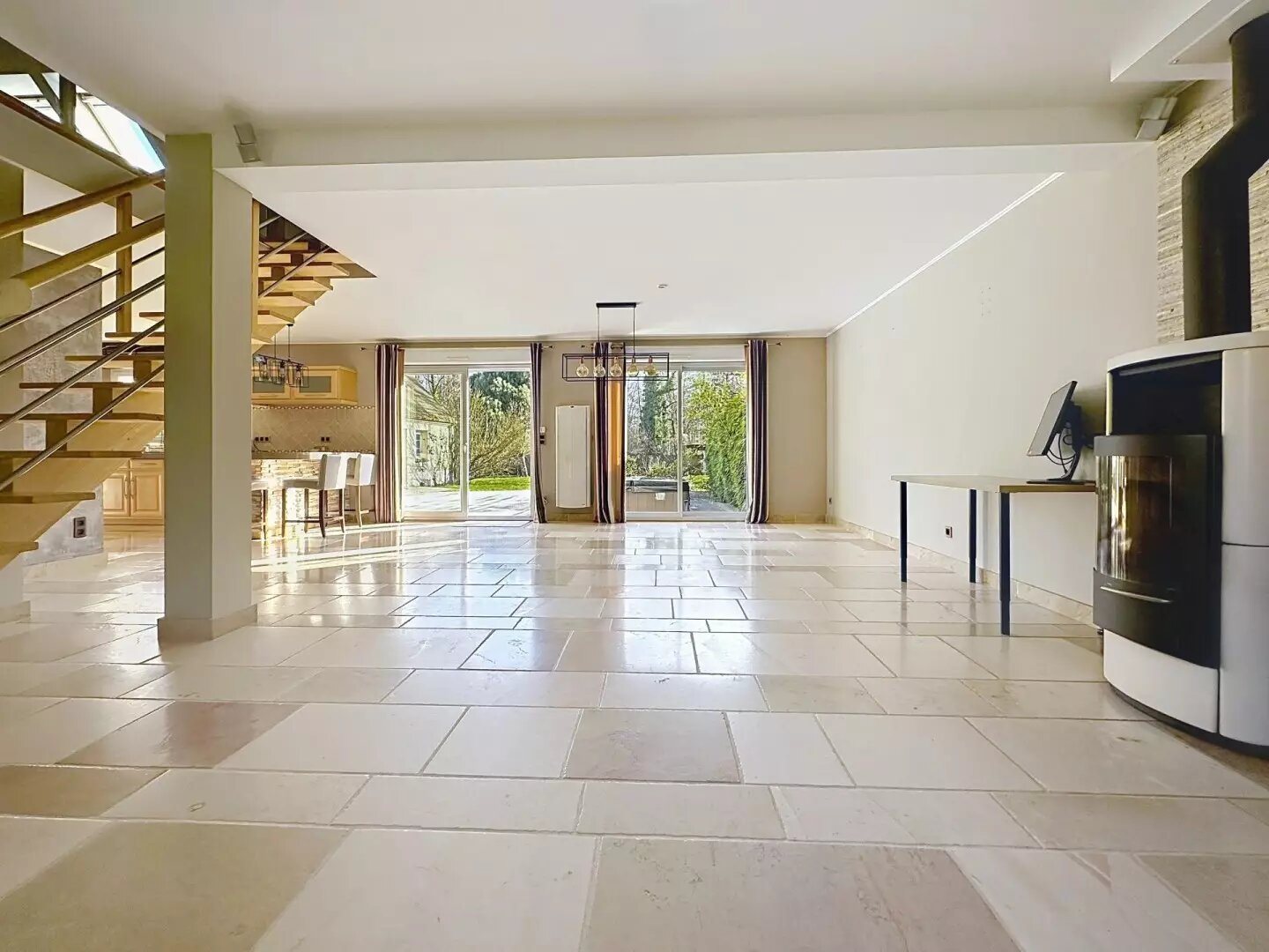 Maison à vendre, 194m², Milly-la-Forêt