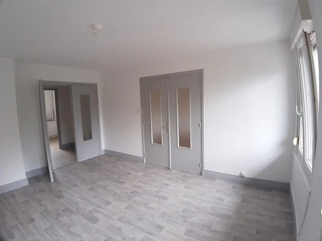 Appartement à louer, 92m², Saint-Dié-des-Vosges