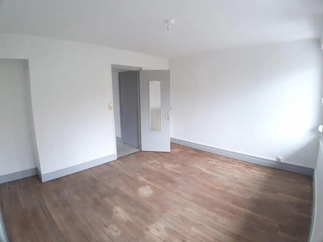 Appartement à louer, 92m², Saint-Dié-des-Vosges