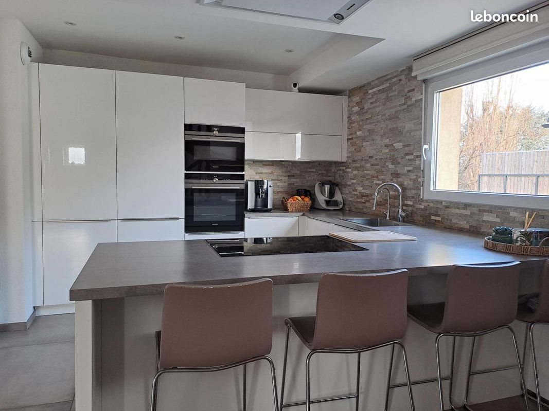 Appartement à vendre, 146m², Huningue