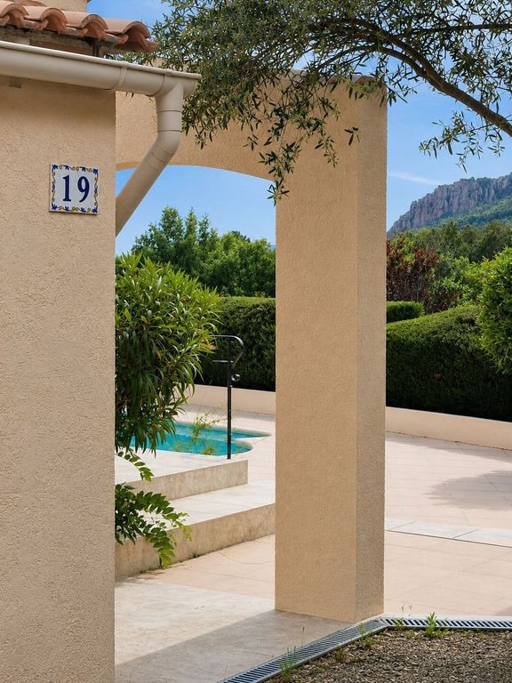 Maison à vendre, 115m², Bagnols-en-Forêt