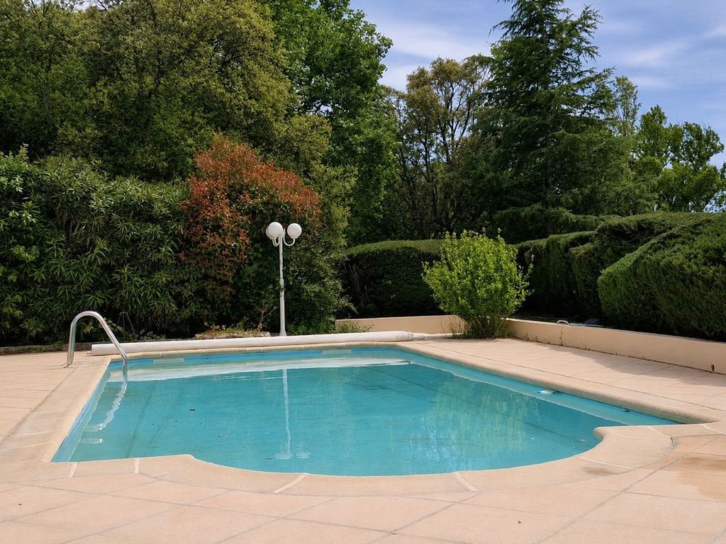 Maison à vendre, 115m², Bagnols-en-Forêt