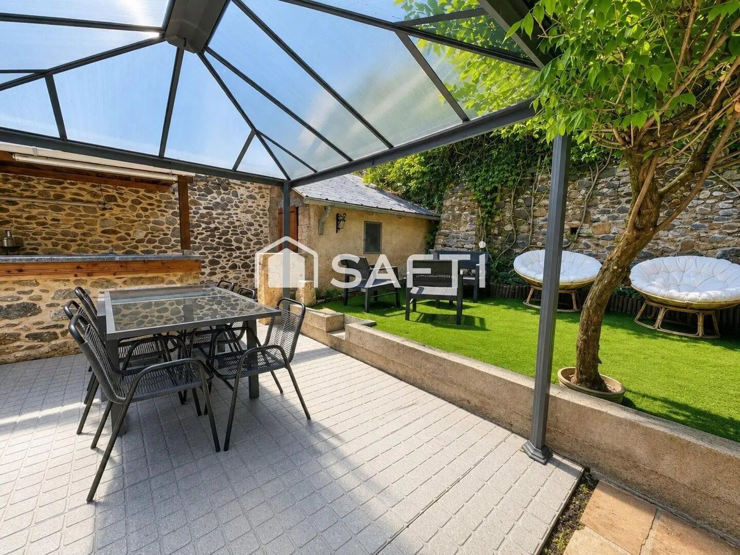 Maison à vendre, 131m², Saint-Geniez-d'Olt