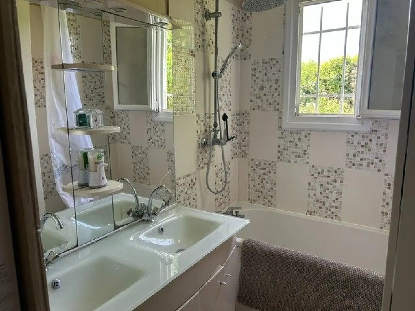 Maison à vendre, 110m², Garennes-sur-Eure