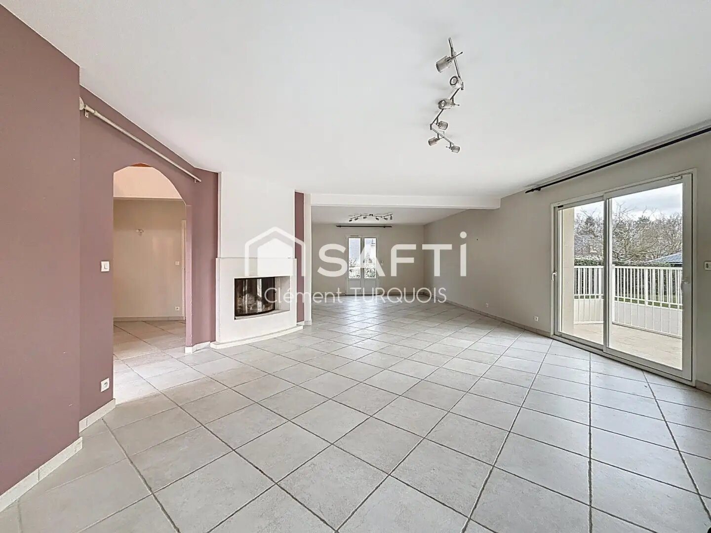Maison à vendre, 208m², Saint-Cyr-sur-Loire