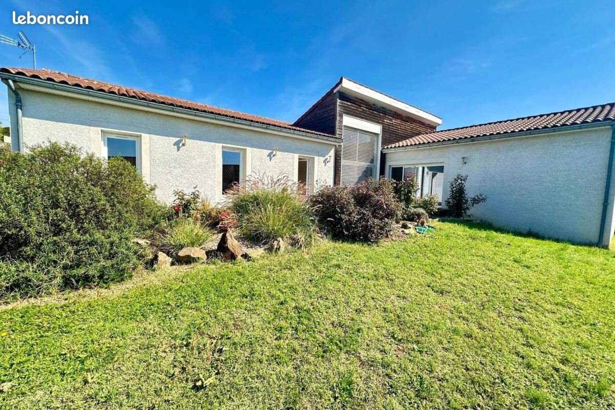 Maison à vendre, 158m², Arthès