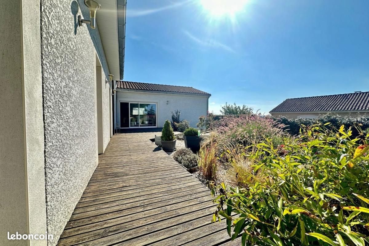 Maison à vendre, 158m², Arthès