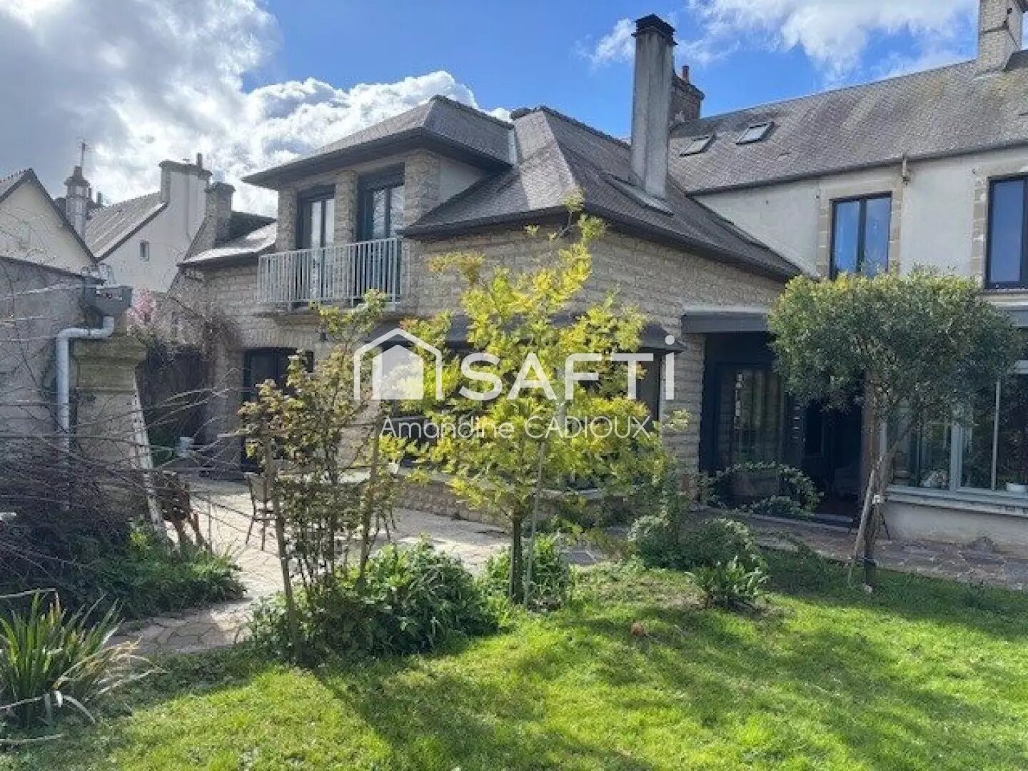Maison à vendre, 321m², Bayeux