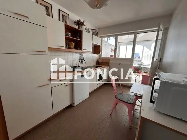 Appartement à louer, 43m², Hyères