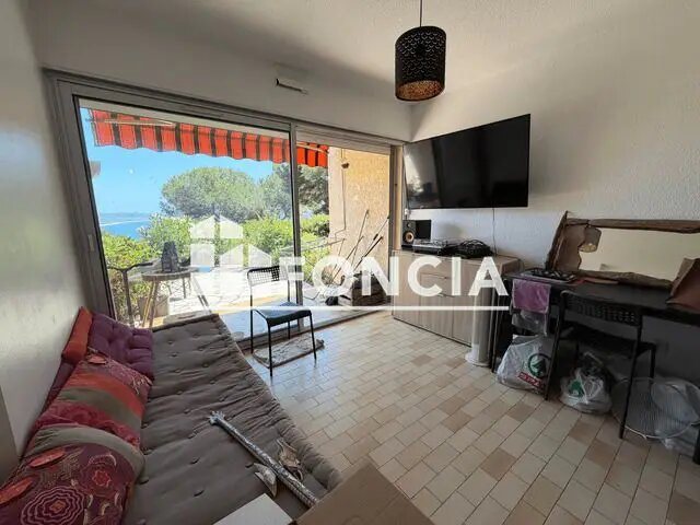 Appartement à louer, 23m², Hyères