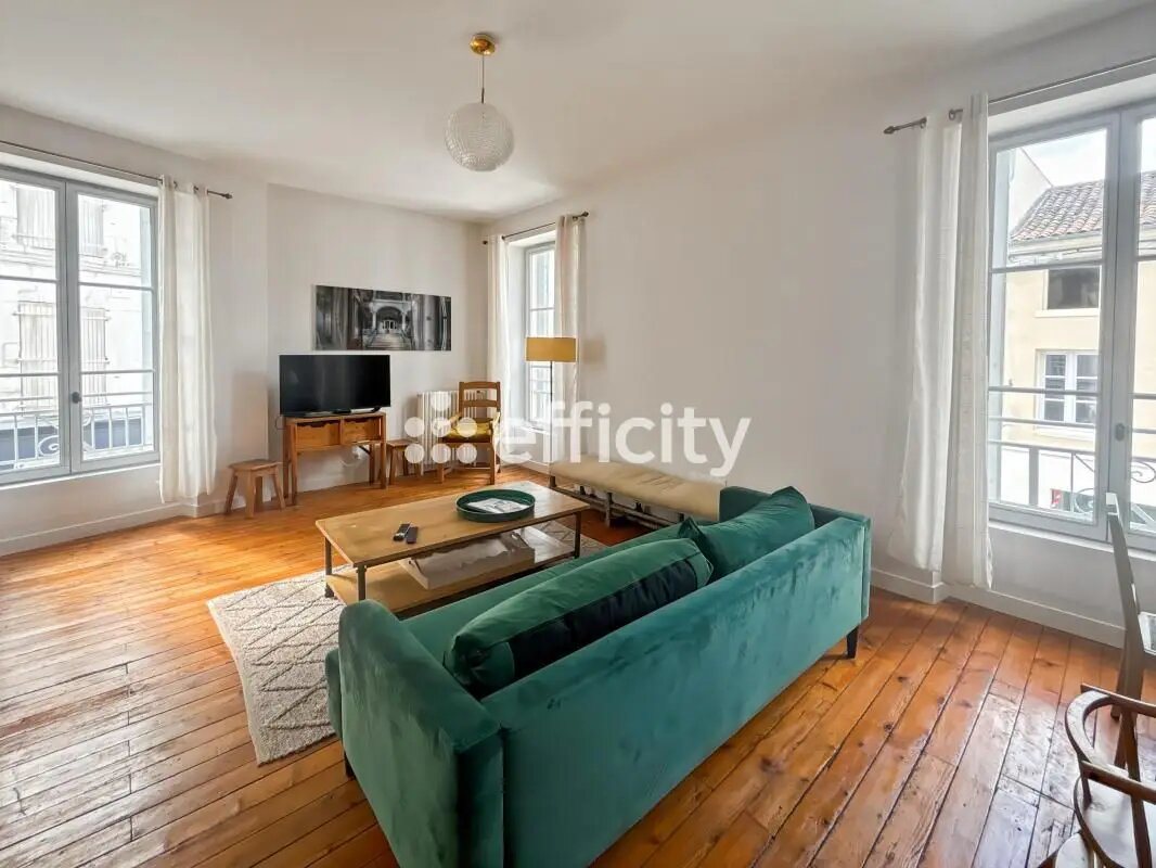 Maison à vendre, 206m², Cognac