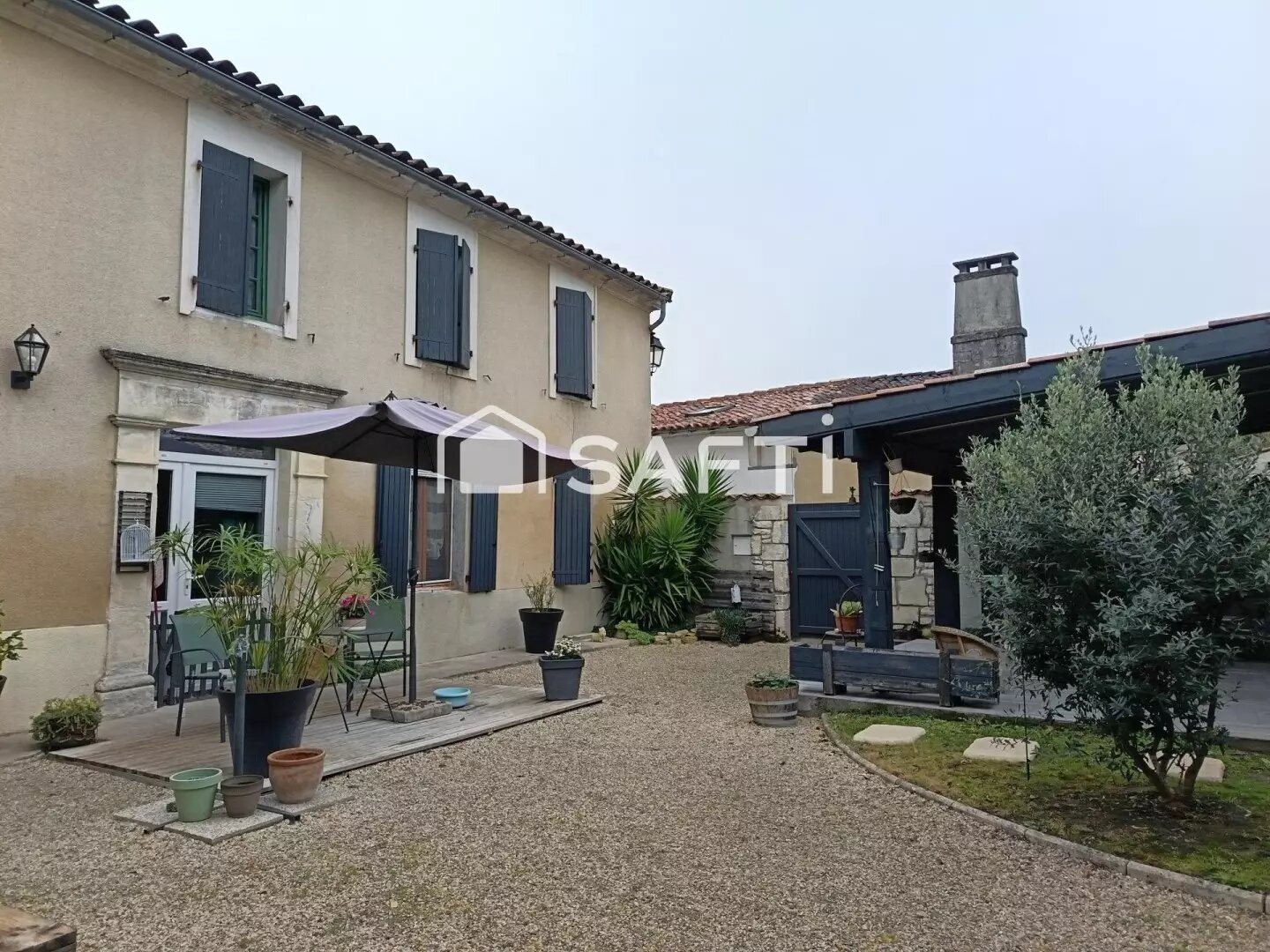 Maison à vendre, 170m², Salignac-sur-Charente