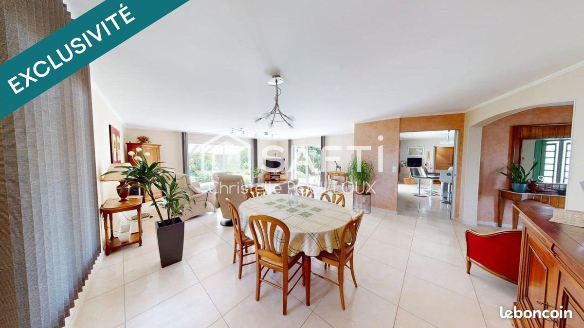Maison à vendre, 225m², Benet