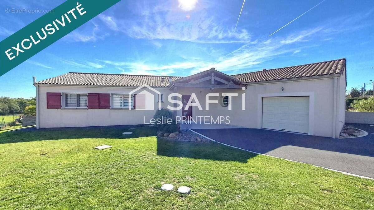 Maison à vendre, 140m², Saint-Laurs