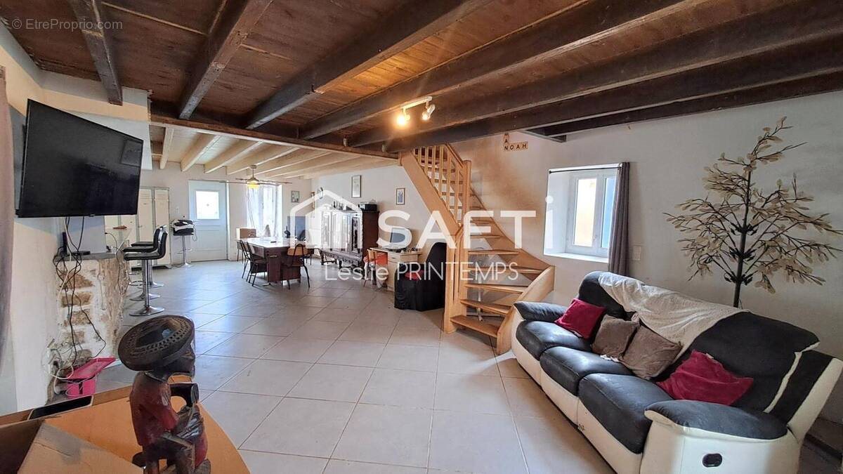 Maison à vendre, 155m², Faye-sur-Ardin