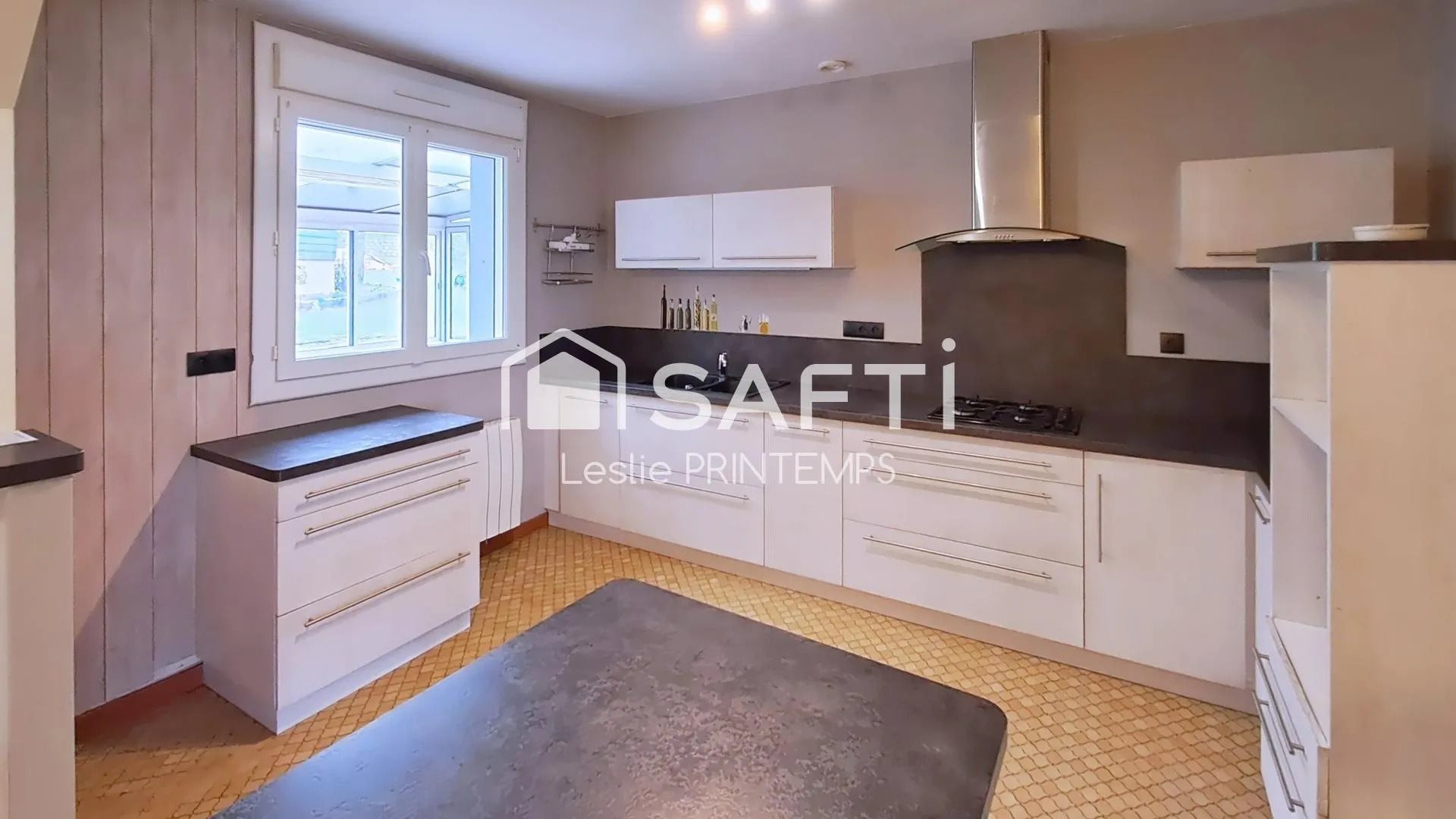 Maison à vendre, 187m², Xanton-Chassenon
